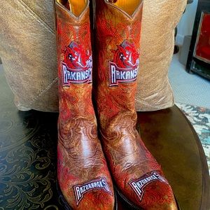 Arkansas Razorback Game-Day Boots - Size 9